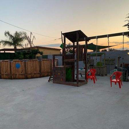 Casa Enric , Con Zona Infantil, Piscina Y Parking Privado Deltebre Exterior foto