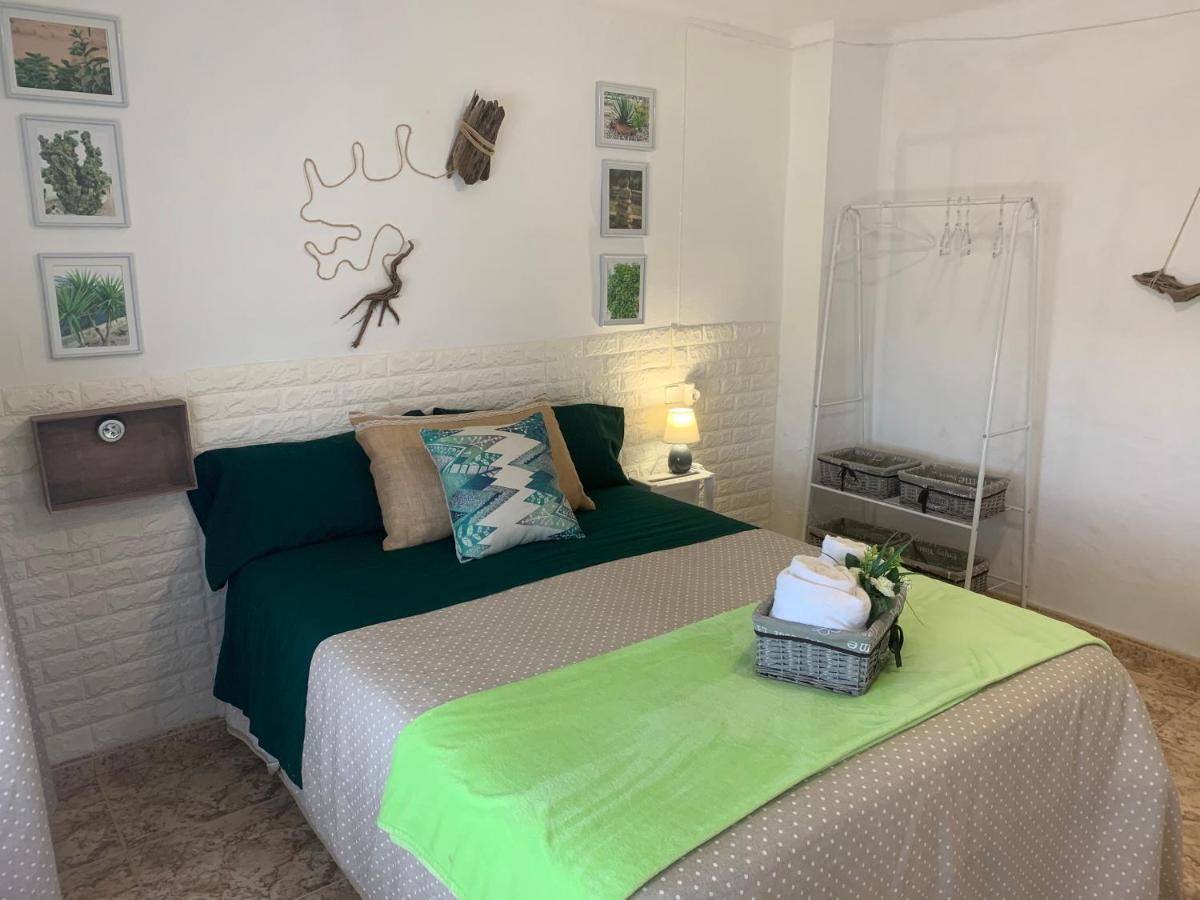 Casa Enric , Con Zona Infantil, Piscina Y Parking Privado Deltebre Exterior foto