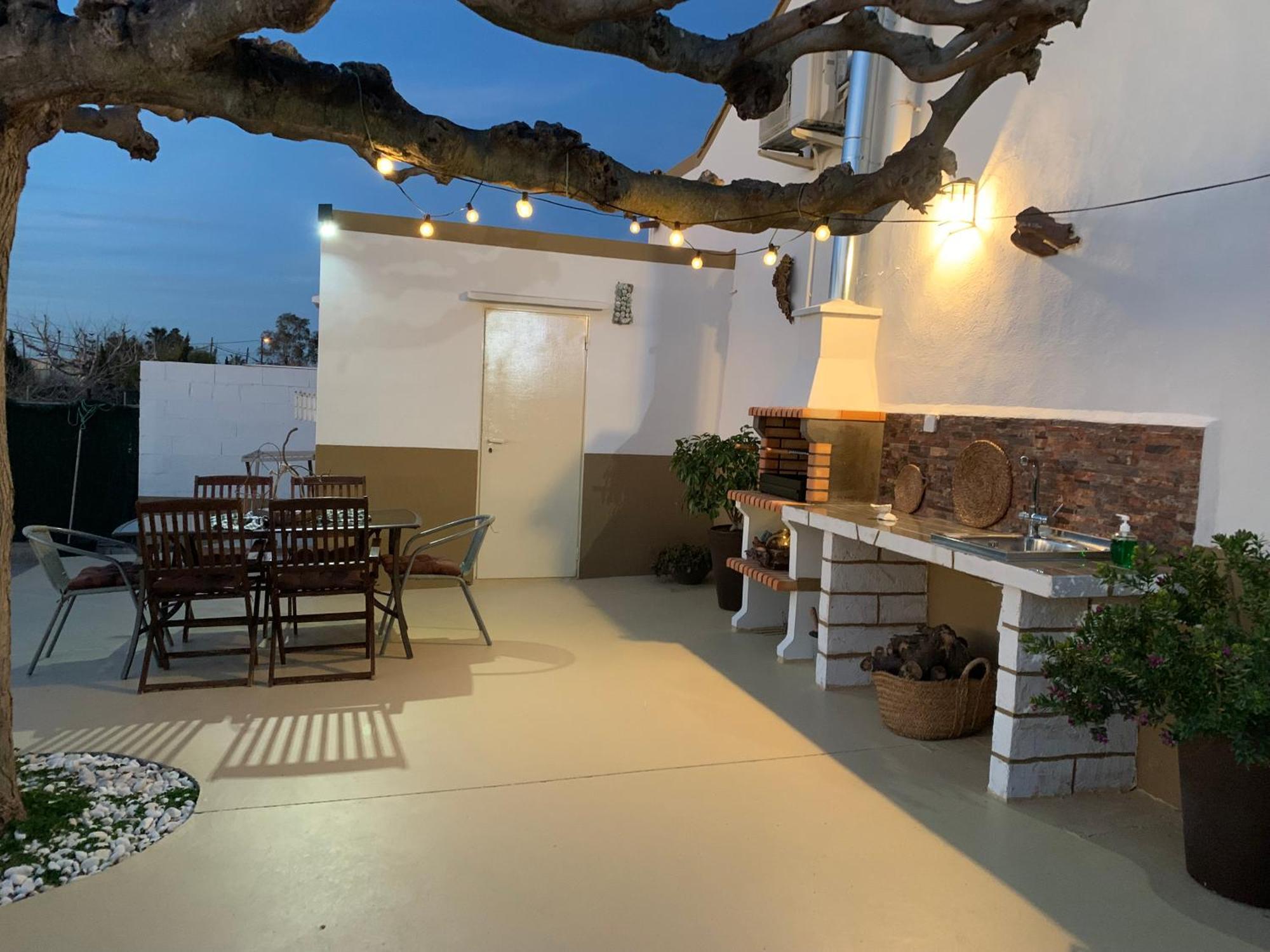 Casa Enric , Con Zona Infantil, Piscina Y Parking Privado Deltebre Exterior foto