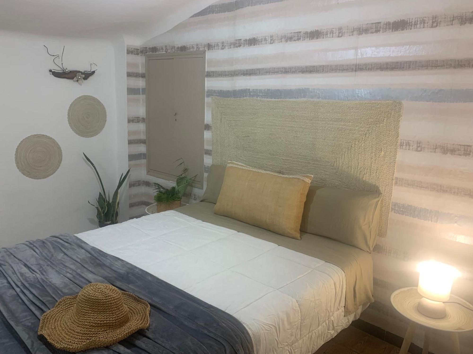 Casa Enric , Con Zona Infantil, Piscina Y Parking Privado Deltebre Exterior foto